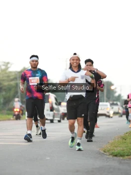 Runner Photo 4440477