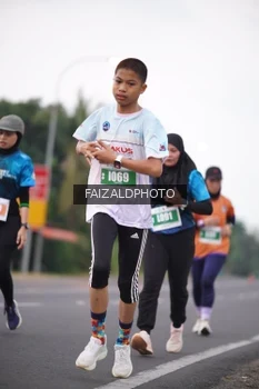 Runner Photo 4440533
