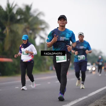 Runner Photo 4440747