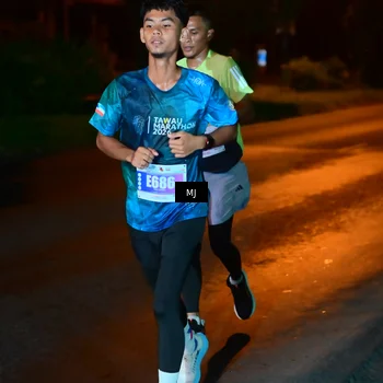 Runner Photo 4440947