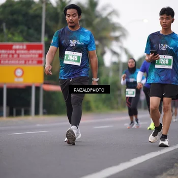 Runner Photo 4441187