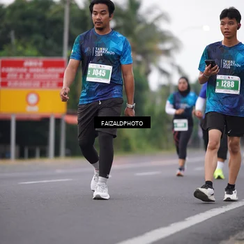 Runner Photo 4441193