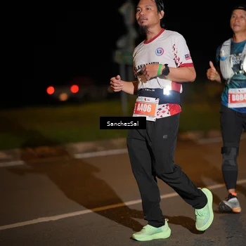 Runner Photo 4441350