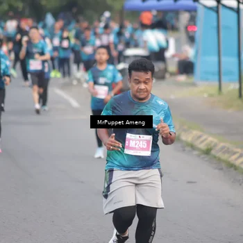 Runner Photo 4441361