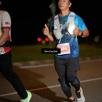 Runner Photo 4441396