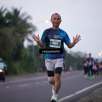 Runner Photo 4441576