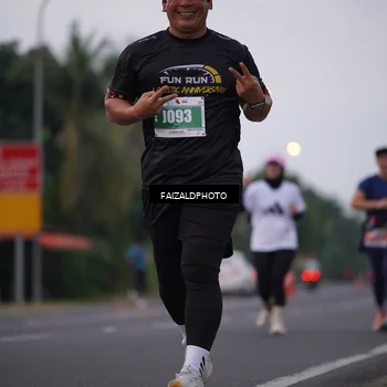 Runner Photo 4441694