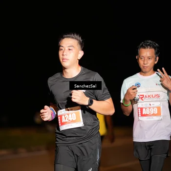 Runner Photo 4441887