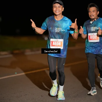 Runner Photo 4442369