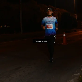 Runner Photo 4442456