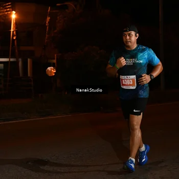 Runner Photo 4442467