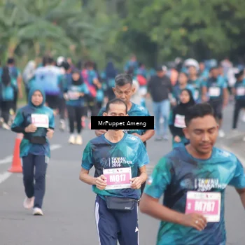 Runner Photo 4442495