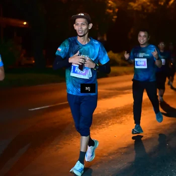 Runner Photo 4442618