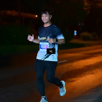 Runner Photo 4442636