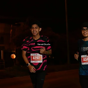 Runner Photo 4442642