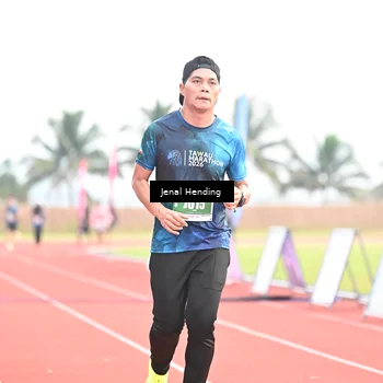 Runner Photo 4442647