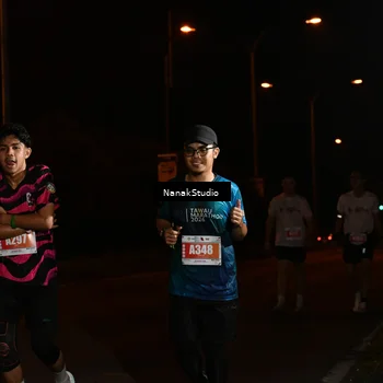 Runner Photo 4442657