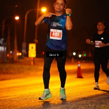 Runner Photo 4442687