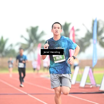 Runner Photo 4442973