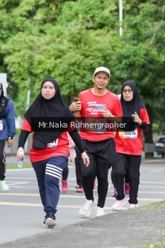 Runner Photo 44430
