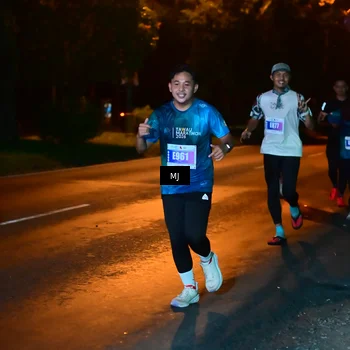 Runner Photo 4443053