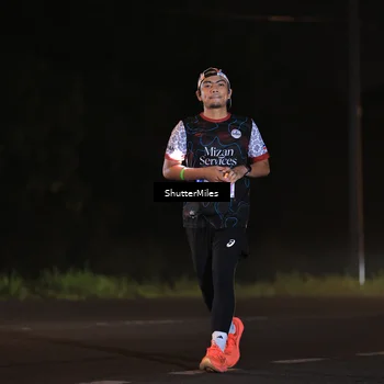 Runner Photo 4443149