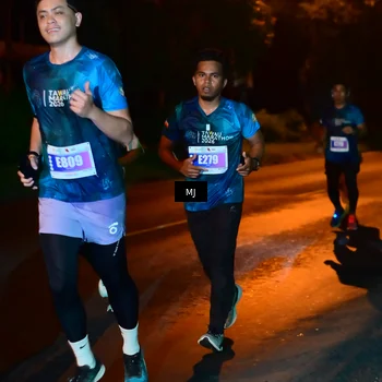 Runner Photo 4443395
