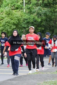 Runner Photo 44434