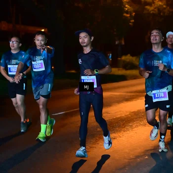 Runner Photo 4443428