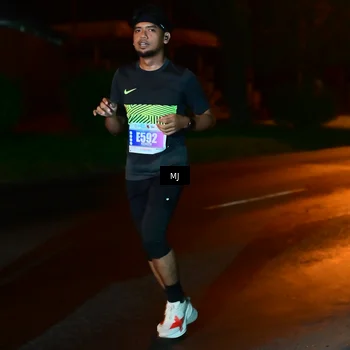 Runner Photo 4443447