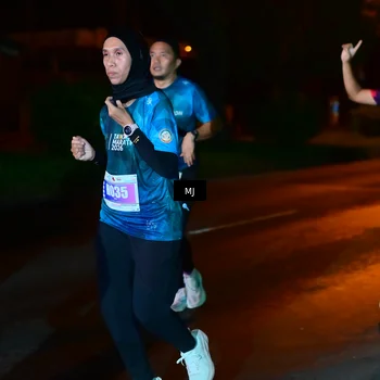 Runner Photo 4443471