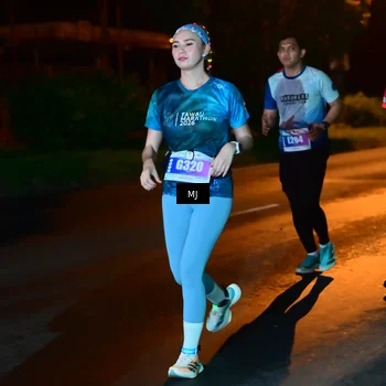 Runner Photo 4443683