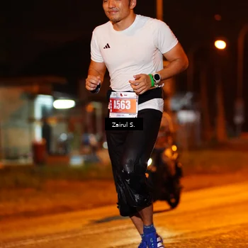Runner Photo 4443776