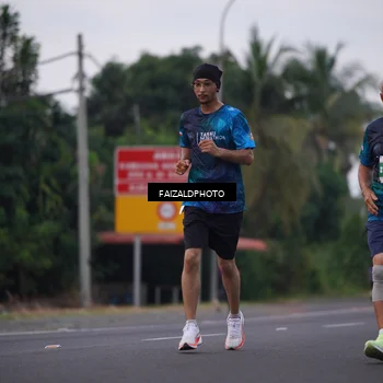 Runner Photo 4443817