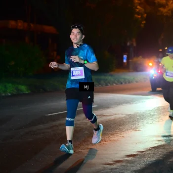 Runner Photo 4443853