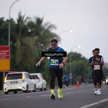 Runner Photo 4443972