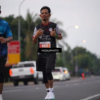 Runner Photo 4444077
