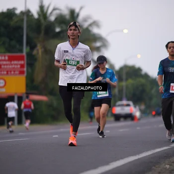 Runner Photo 4444198