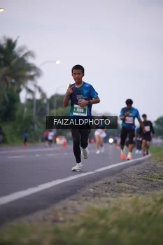 Runner Photo 4444366
