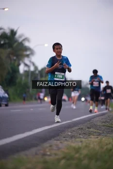 Runner Photo 4444373
