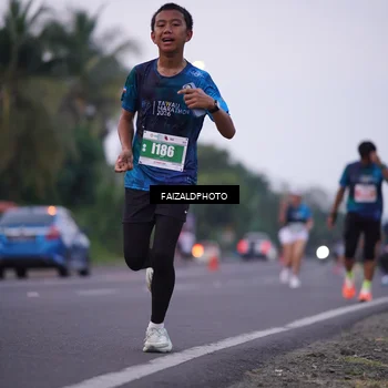 Runner Photo 4444410