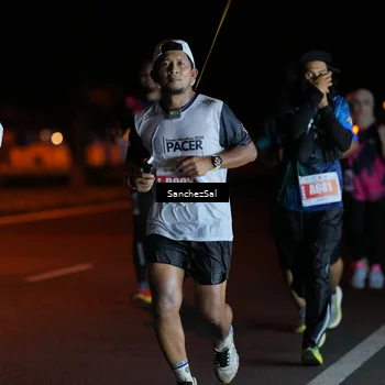 Runner Photo 4444543
