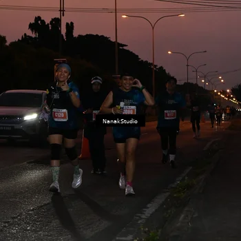 Runner Photo 4444676