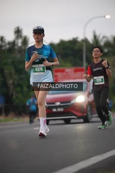Runner Photo 4444725