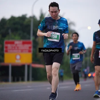Runner Photo 4444751