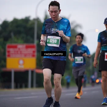 Runner Photo 4444764