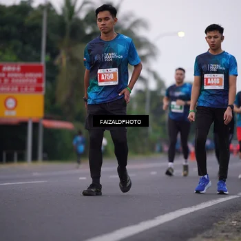 Runner Photo 4444860