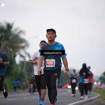 Runner Photo 4444949
