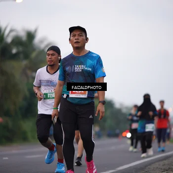 Runner Photo 4444999