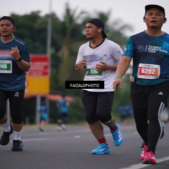Runner Photo 4445017